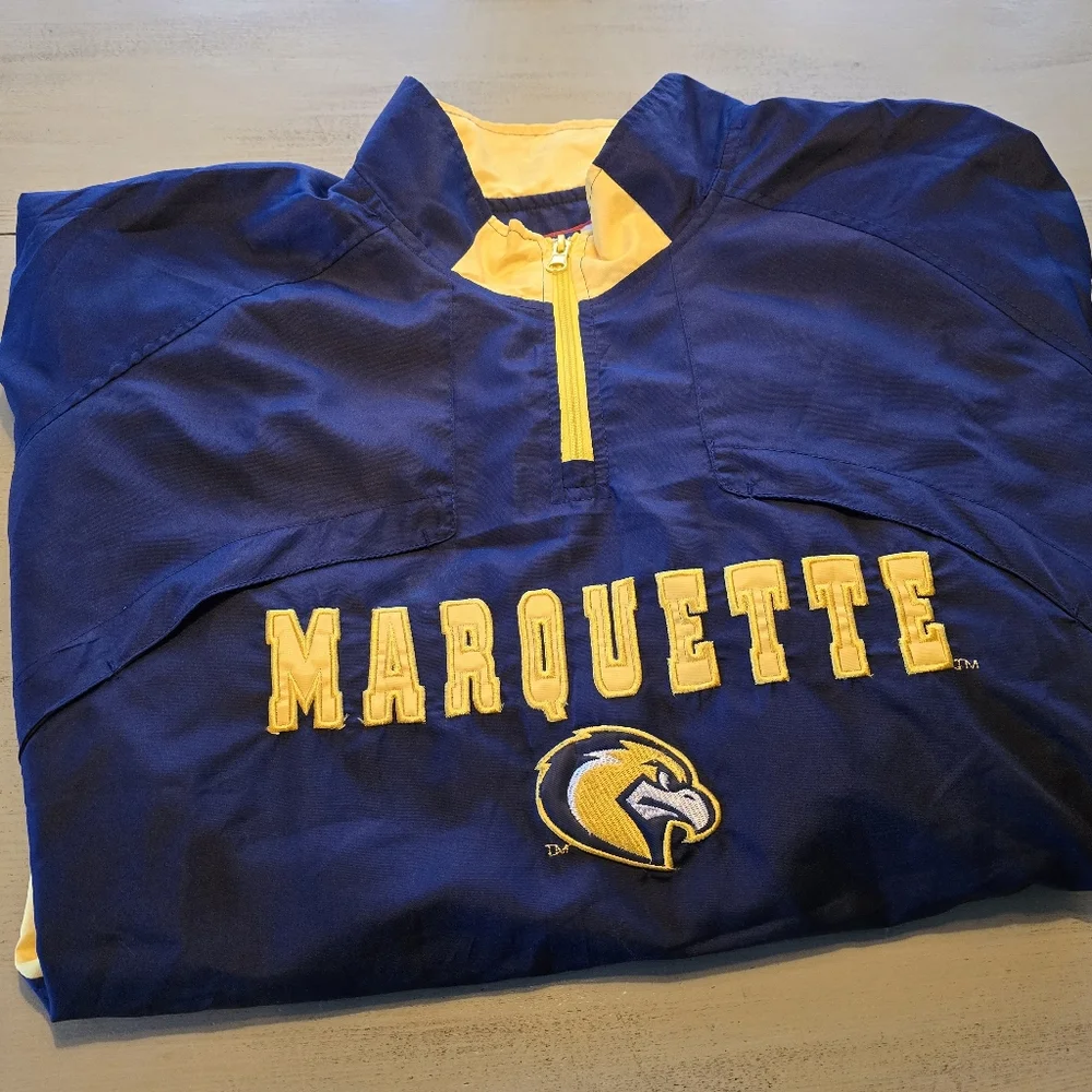 Marquette Golden Eagles Men's XL Mesh Lined Jacket, Cadre Brand, 1/4 Zip - Picture 1 of 13
